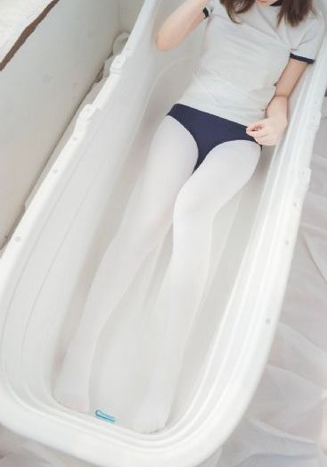 粉嫩虎白女P大荫蒂-高清点播免费在线观看