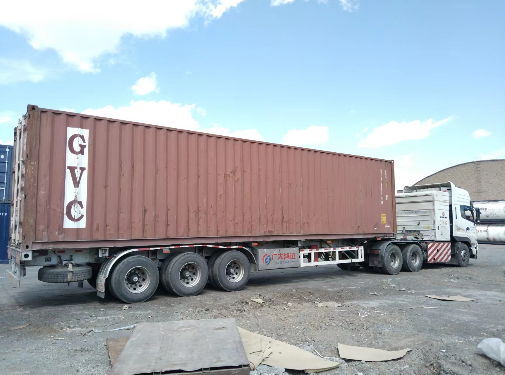 烏魯木齊到烏茲別克斯坦國際公路運輸開啟加速時代，配送服務全面升級